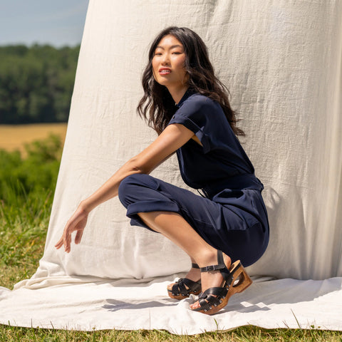Alanna Black Calf Wood